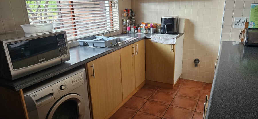 To Let 3 Bedroom Property for Rent in Diep River Western Cape